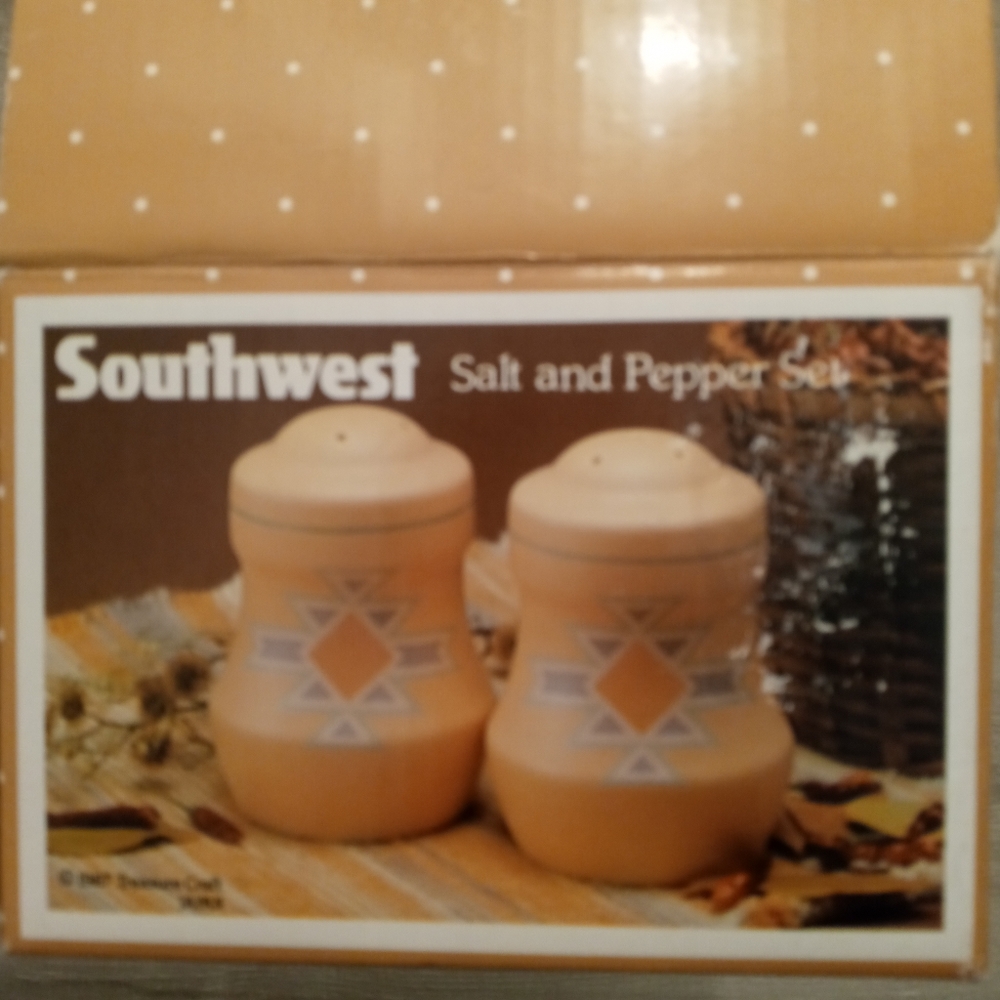 New Baker Hart & Stuart Vintage Ceramic Southwest Salt & Pepper Shakers NIB
